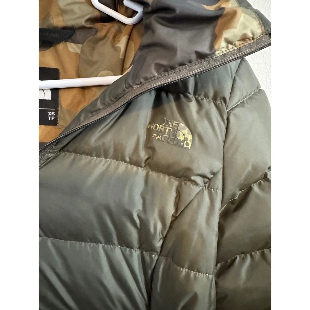 🚨The North Face💛‎ 💚💛Womens 550 Down Puffer Jacket Olive Green Camo Trim XS